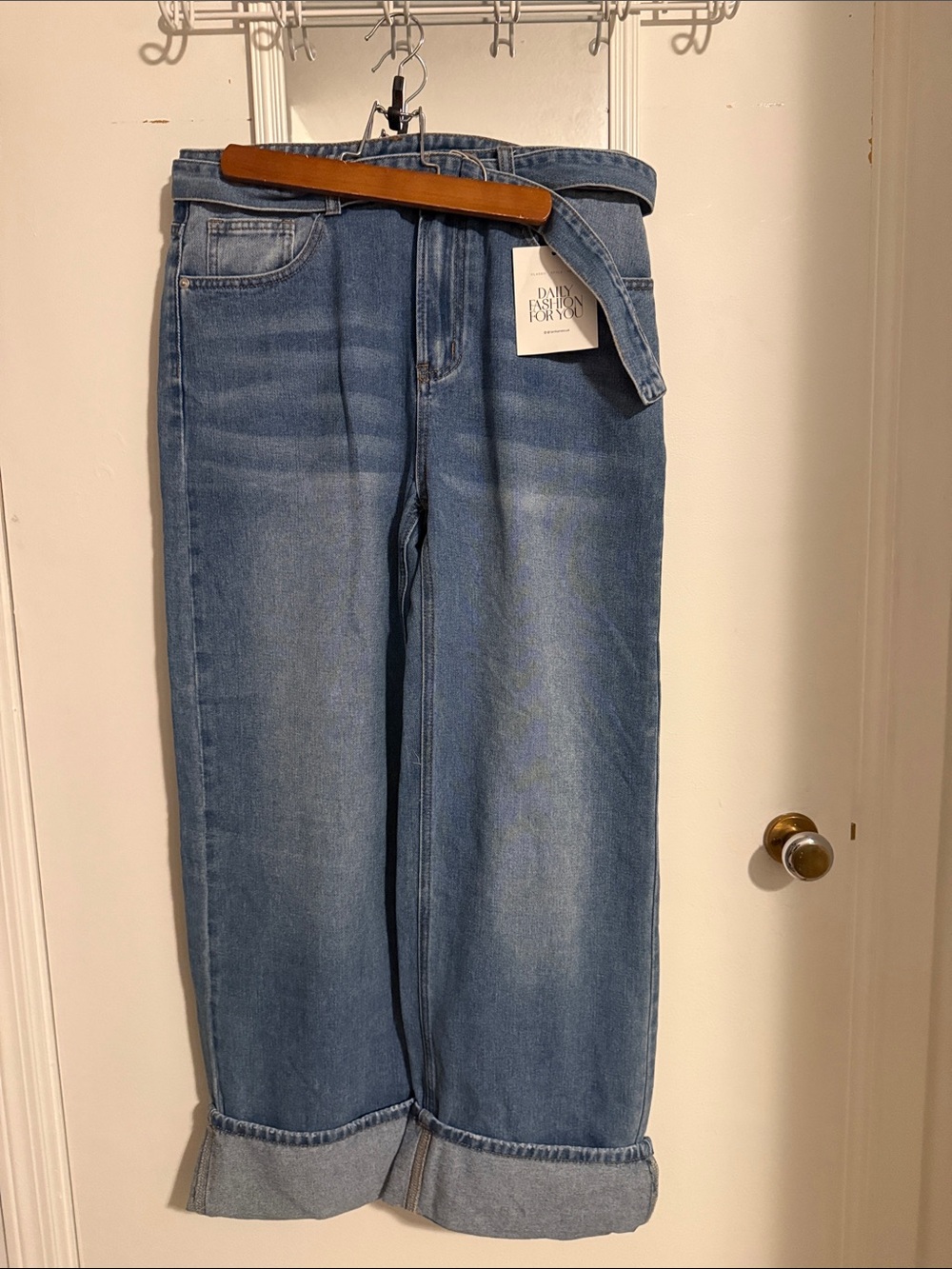 High-Rise Wide-Leg Jeans in Medium Blue